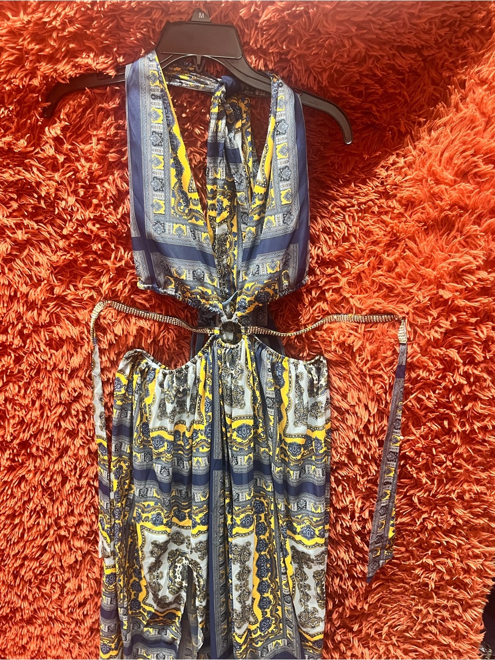 Akira Backless Women’s Navy & Yellow Patterned Cut out Maxi Dress Size Medium
